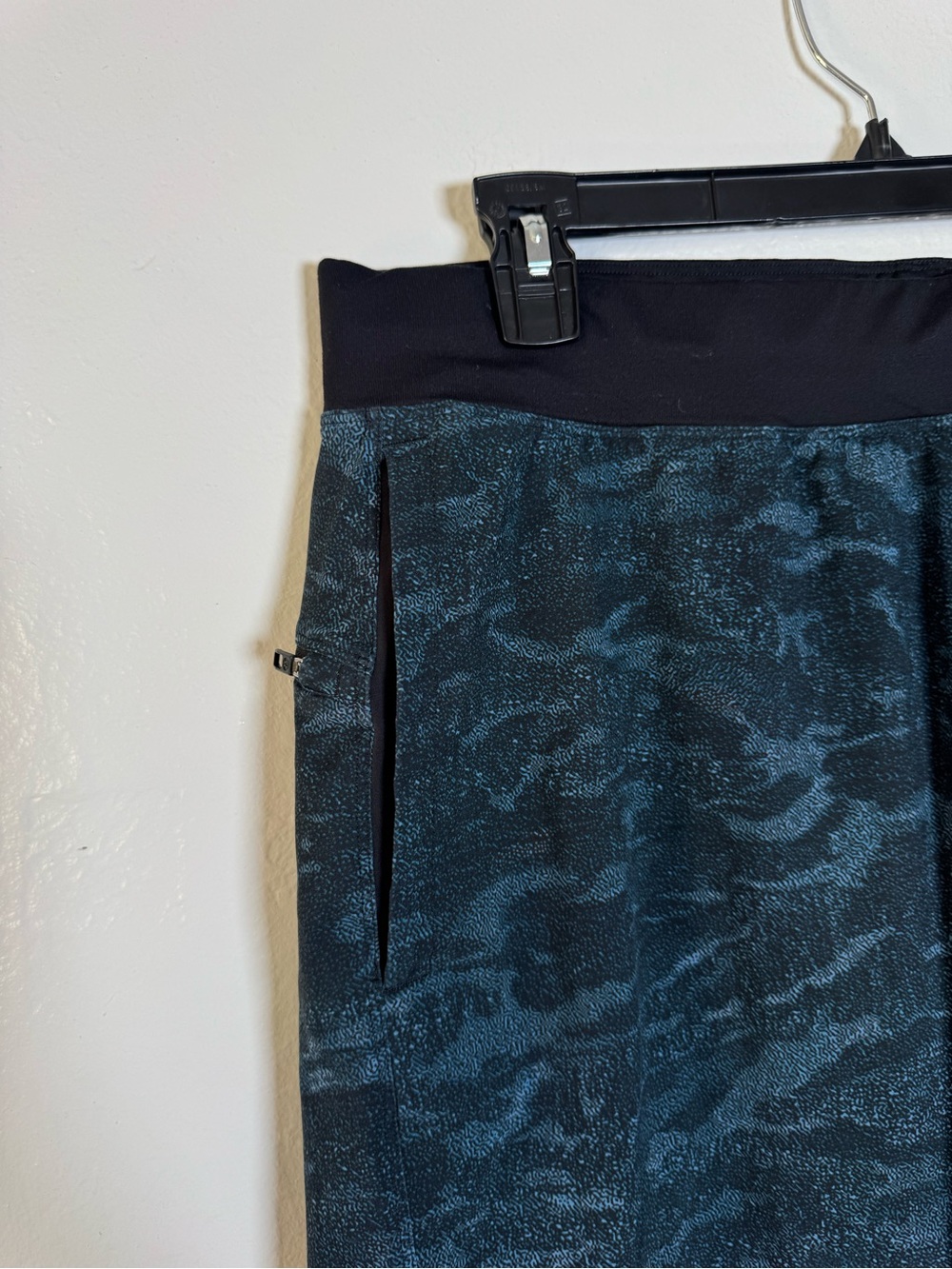 Lululemon T.H.E. Unlined Shorts - Picture 3 of 13